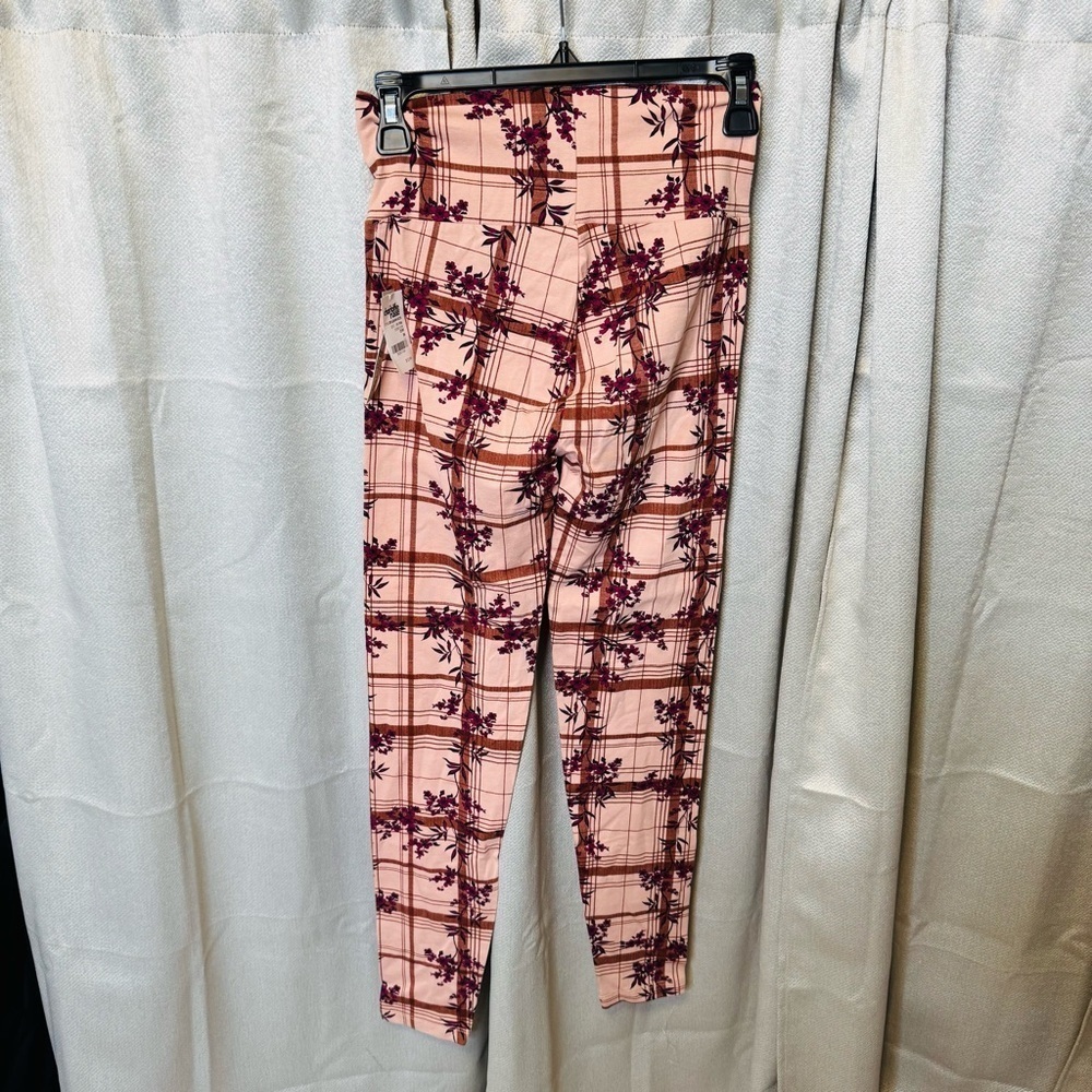 Charlotte Russe Floral Plaid Leggings Med - Picture 4 of 7